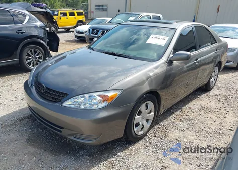 2002 Toyota Camry Le из США, поврежденный, VIN 4T1BE32K82U626137